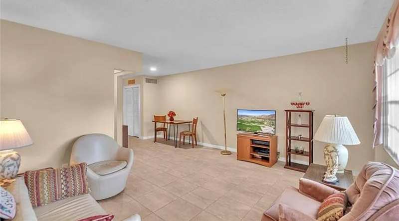 5200 NE 24th Terrace # c, Fort Lauderdale FL 33308