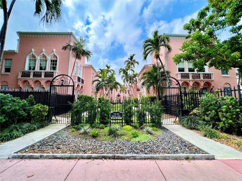 754 Meridian Ave # 15, Miami Beach FL 33139