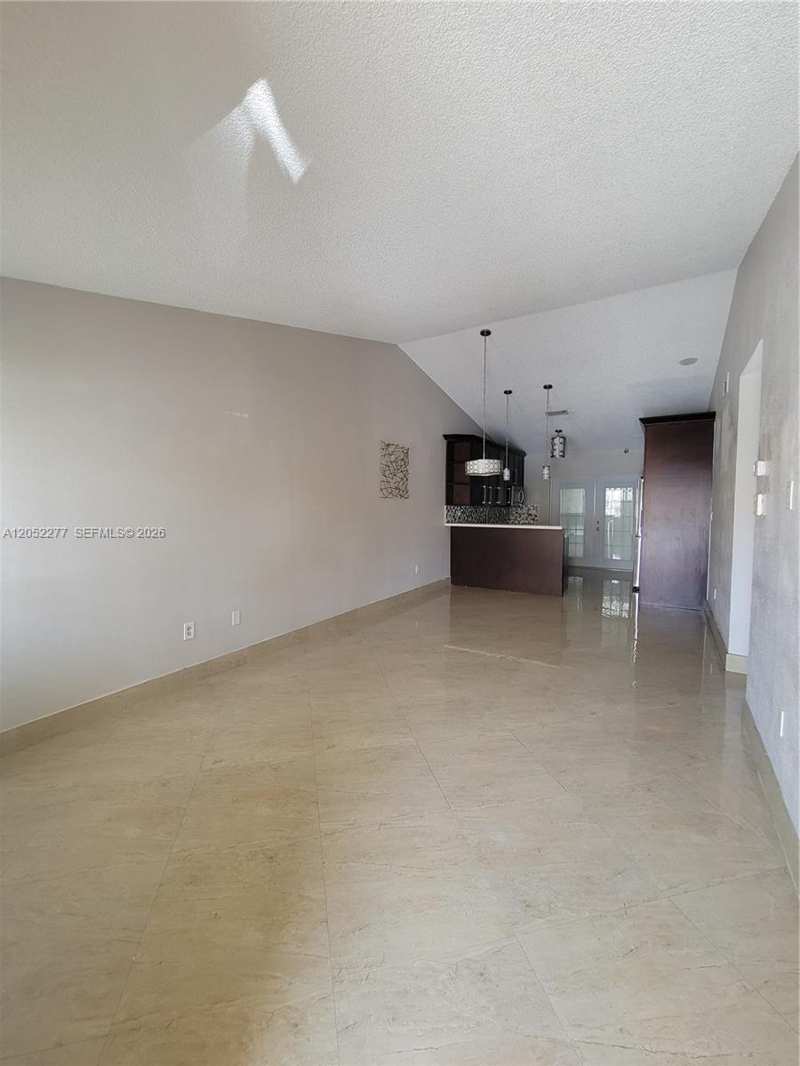 7191 W 24th Ave, Hialeah FL 33016