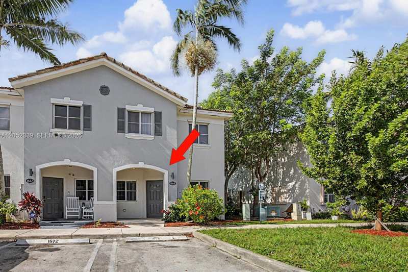 1668 SE 30th St # 1, Homestead FL 33035