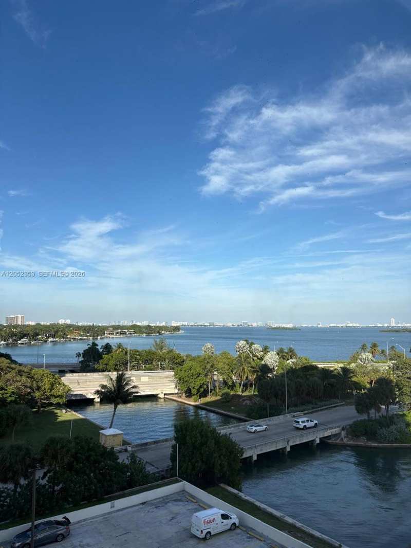 600 NE 36th St # 714, Miami FL 33137