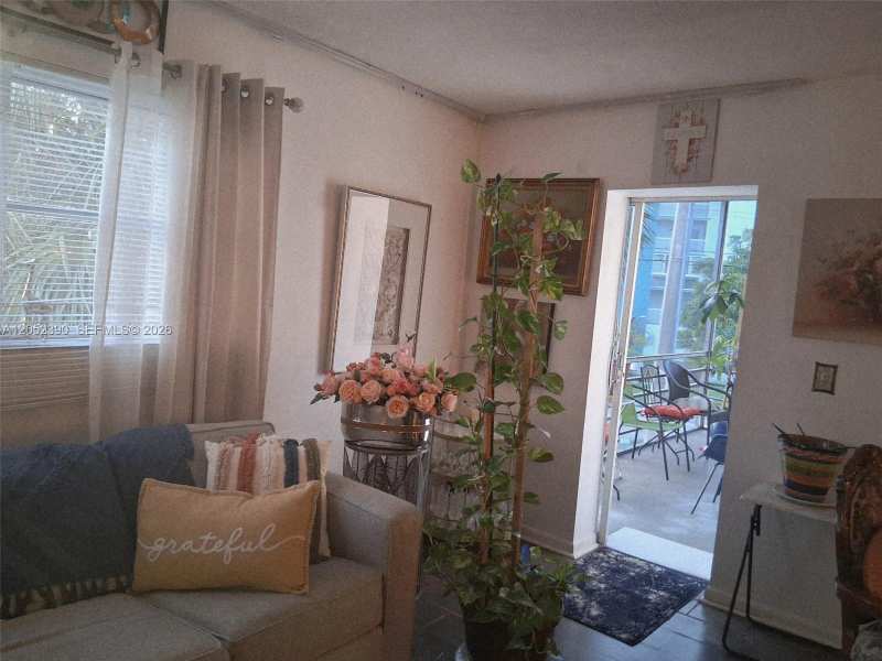 4740 NW 21st St # 207, Lauderhill FL 33313
