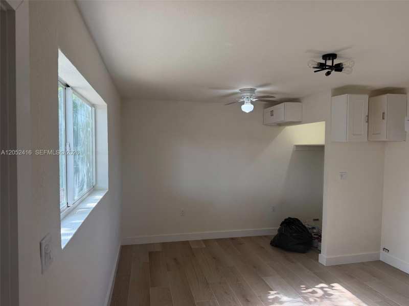 13845 NW 6th Ave # B, North Miami FL 33168