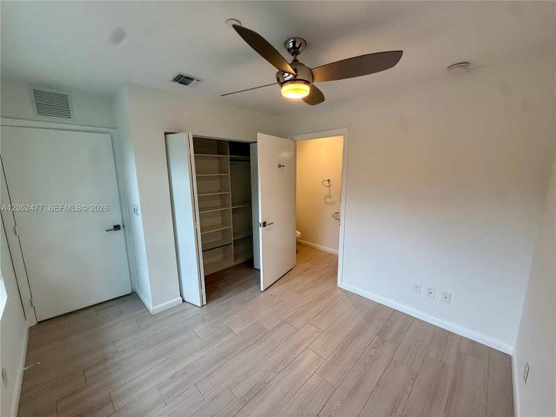 113 NE 6th St # 121, Fort Lauderdale FL 33304