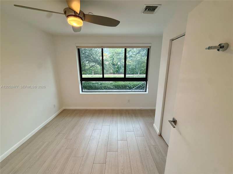 113 NE 6th St # 121, Fort Lauderdale FL 33304