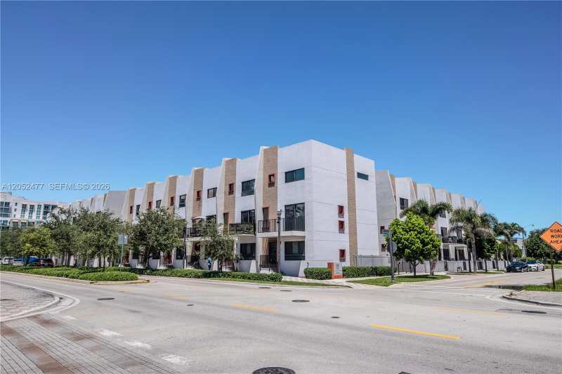 113 NE 6th St # 121, Fort Lauderdale FL 33304