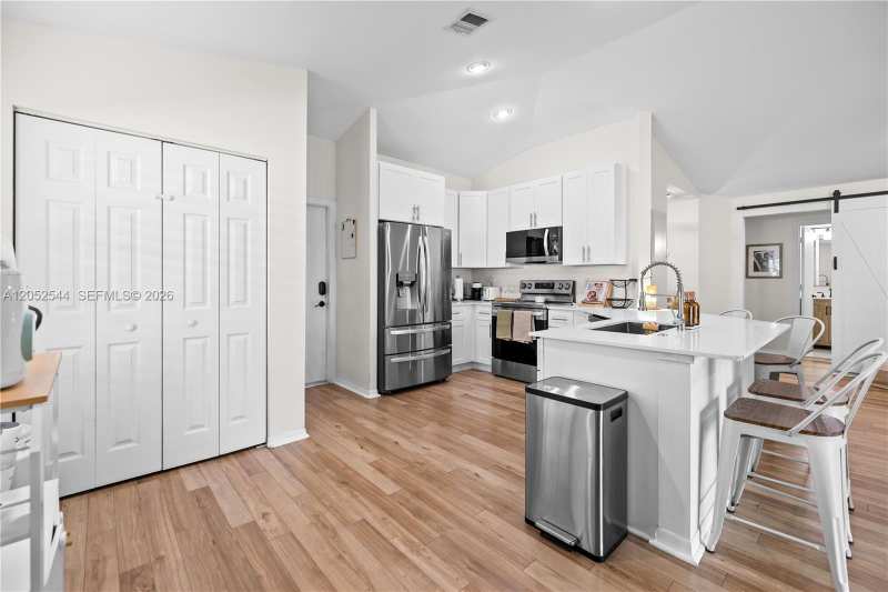 1879 Andromeda Ln, Weston FL 33327