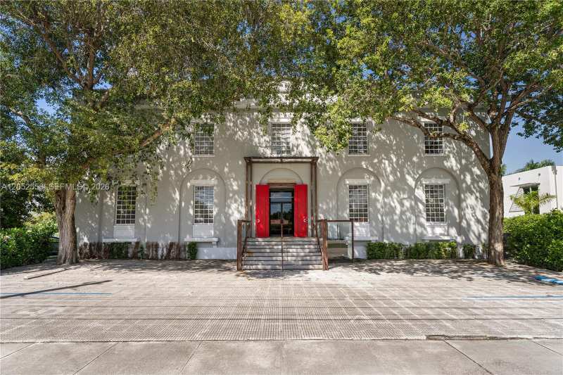 5960 SW 57th Ave, Miami FL 33143