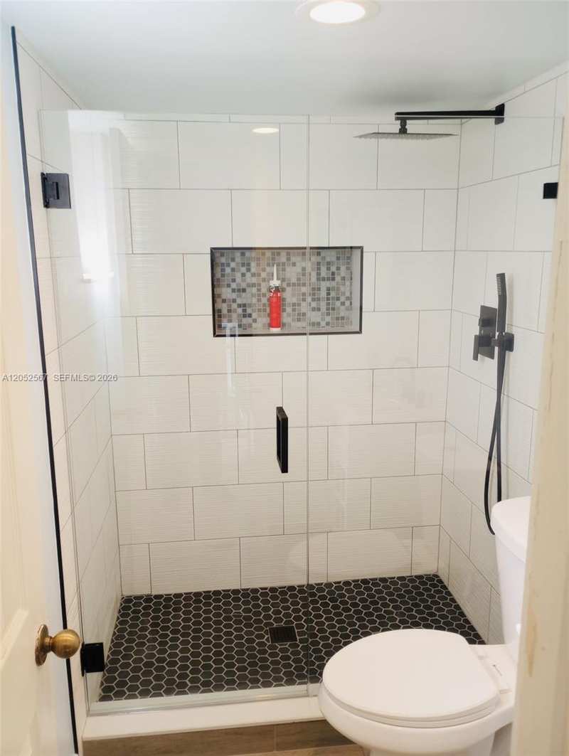 1350 NE 119th St # 135021, Miami FL 33161