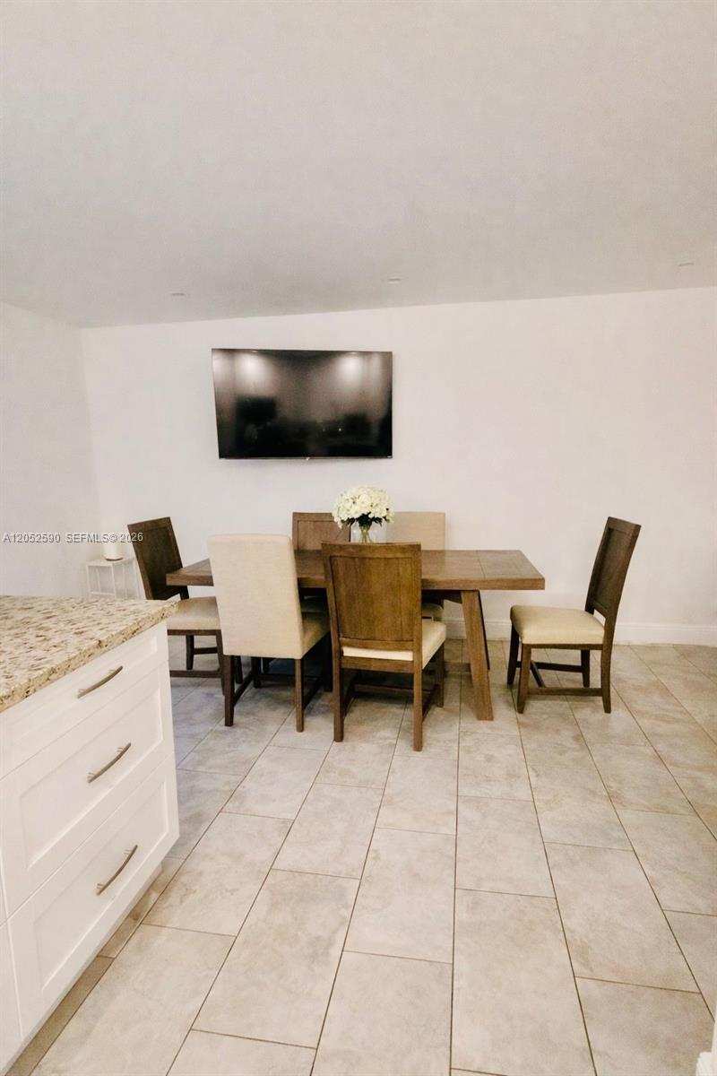 SHERIDAN OAKS TOWN HOUSES