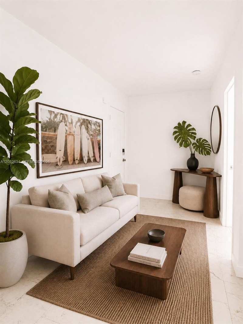 1526 Pennsylvania Ave # 18, Miami Beach FL 33139