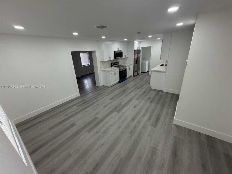 13885 NW 5th Ave, North Miami FL 33168