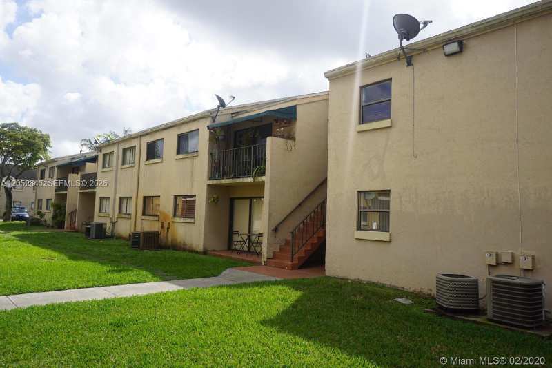 7403 SW 152nd Ave # 2, Miami FL 33193