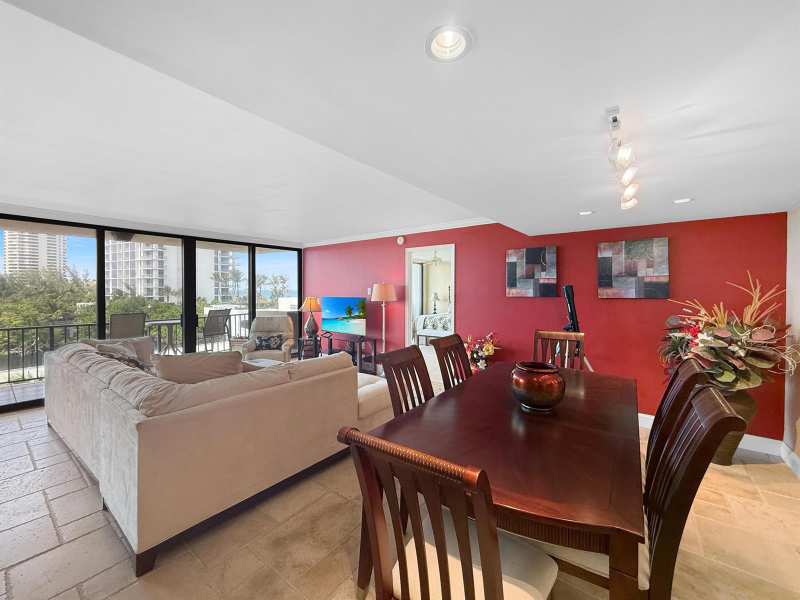4200 N Ocean # 406, Singer Island FL 33404