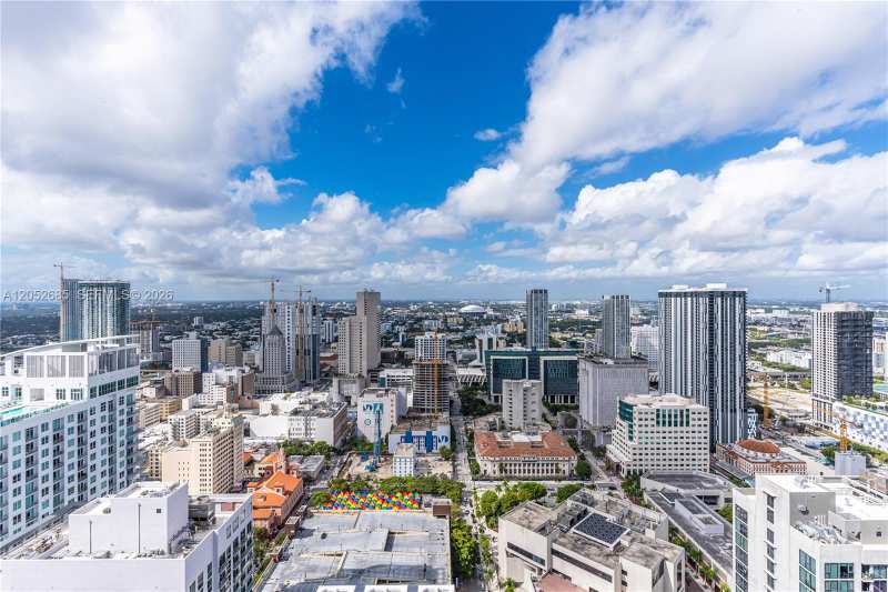 244 Biscayne Blvd # 4708, Miami FL 33132