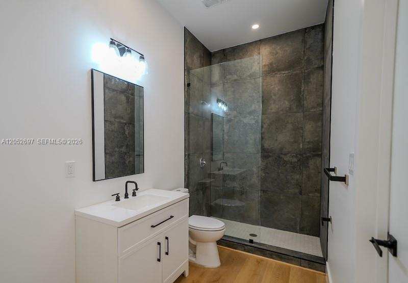 112 NW 24th Ct, Miami FL 33125