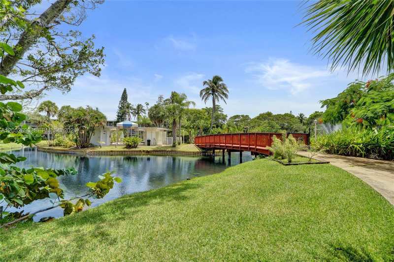 777 SE 2nd Ave # 114, Deerfield Beach FL 33441