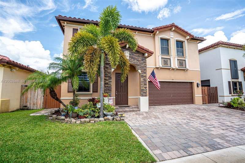 132 NE 26th Ave, Homestead FL 33033