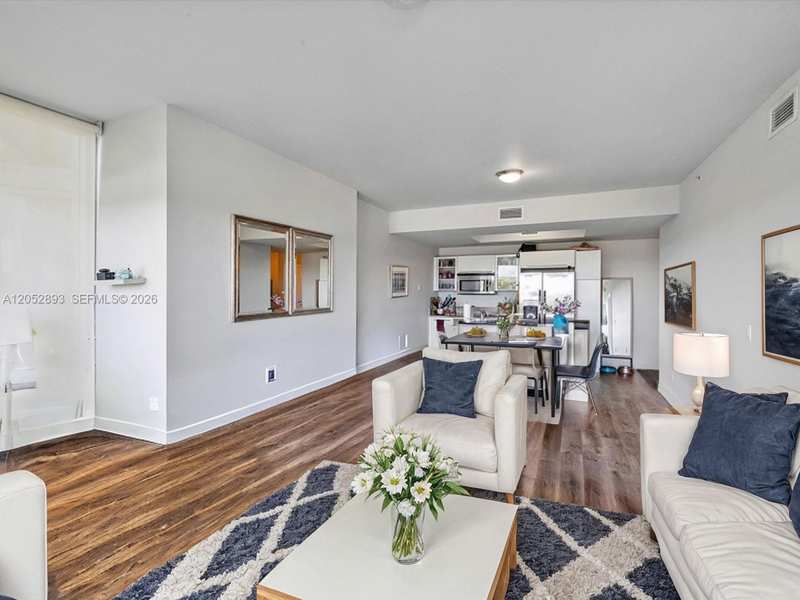 888 Biscayne Blvd # 509, Miami FL 33132