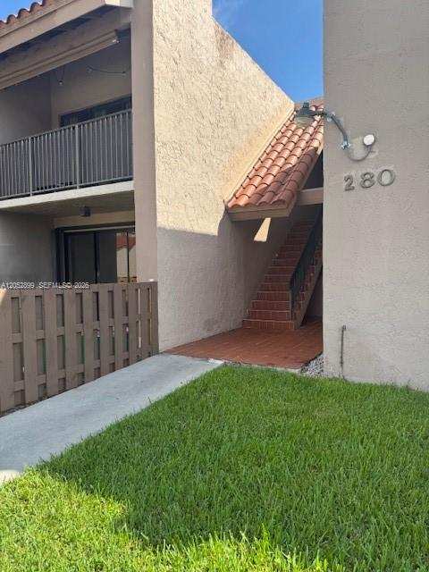 PARK LAKE VILG CONDO PHS