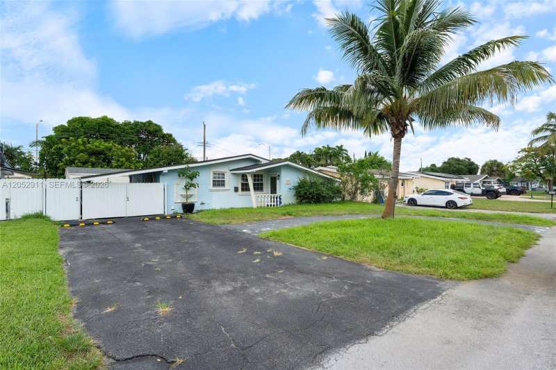 7501 Granada Blvd, Miramar FL 33023