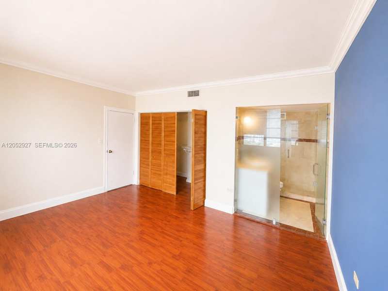 825 Brickell Bay Dr # 1245, Miami FL 33131