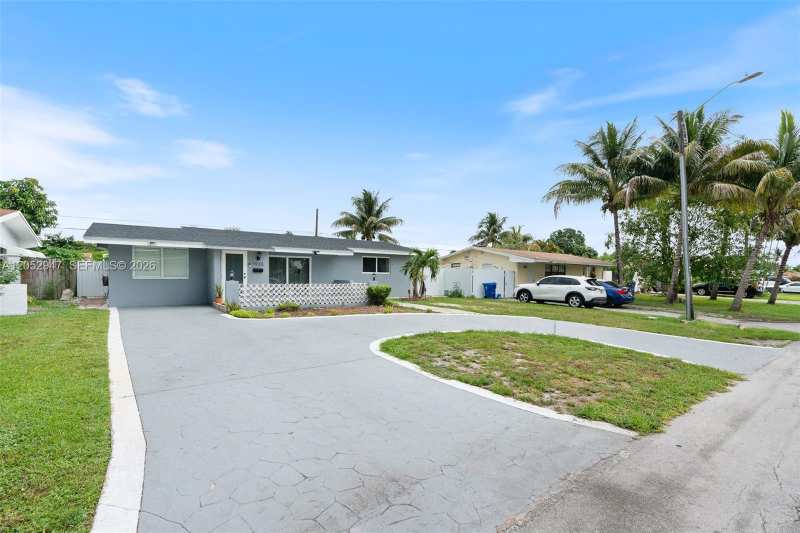 7933 Madeira St, Miramar FL 33023