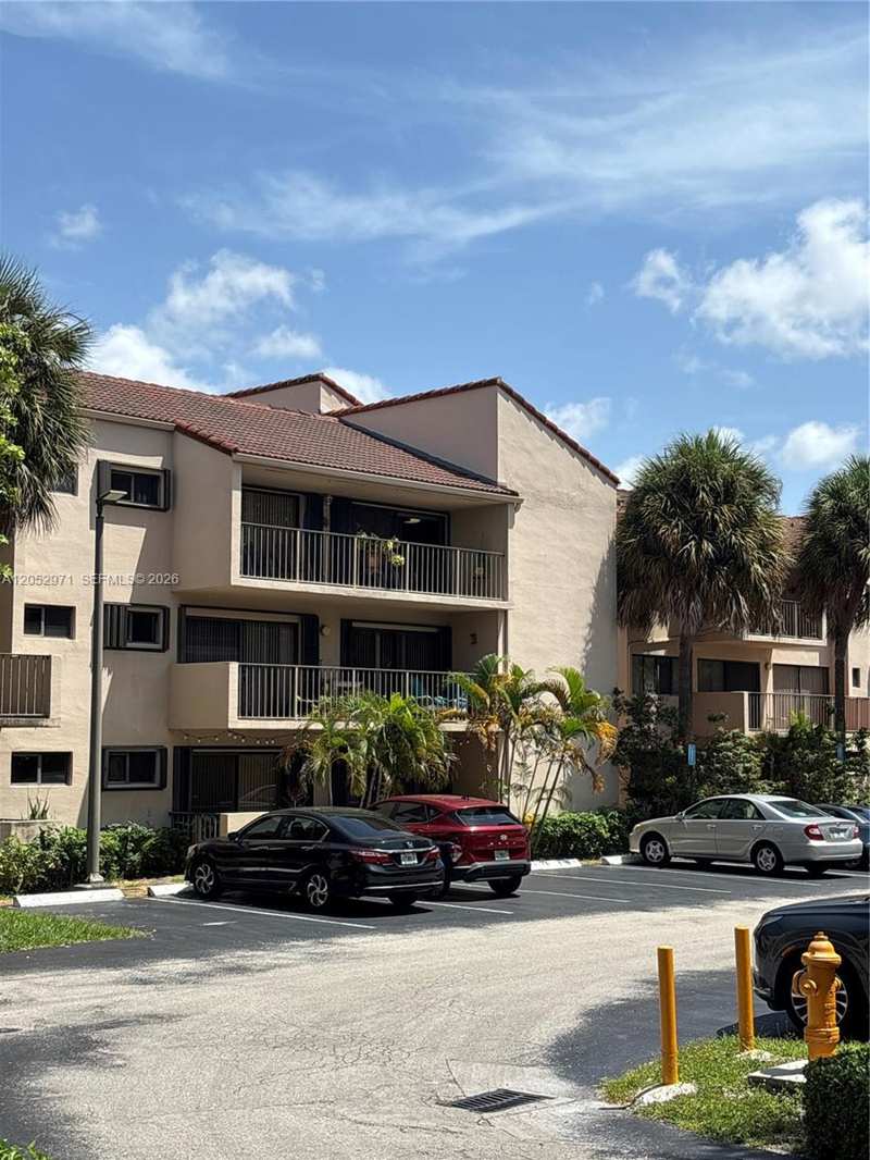 6305 Gage Pl # 309A, Miami Lakes FL 33014