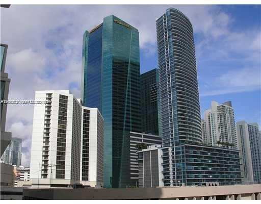 41 SE 5th St # 402, Miami FL 33131