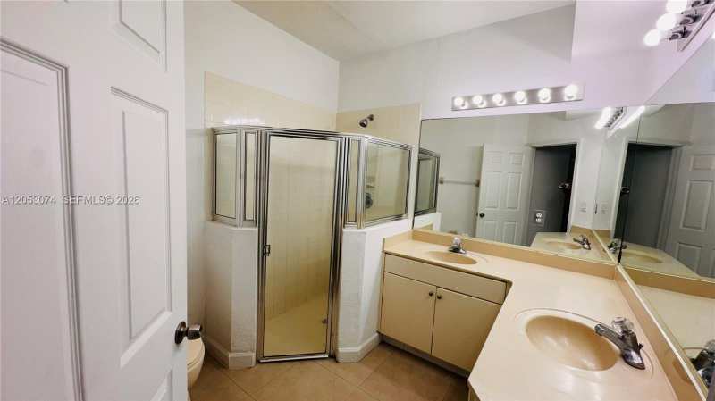 11461 NW 76th St # 11461, Doral FL 33178