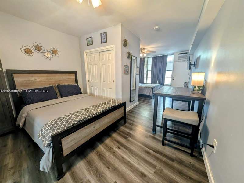 1446 Ocean Dr # 44, Miami Beach FL 33139