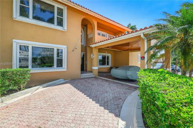 16520 SW 272nd St, Homestead FL 33031