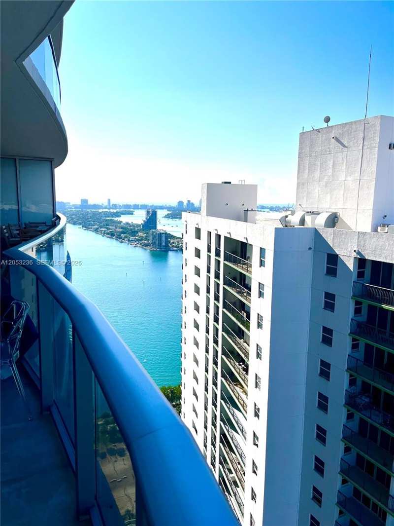 488 NE 18th St # 3500, Miami FL 33132