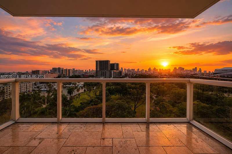 1861 NW S River Dr # 1207, Miami FL 33125