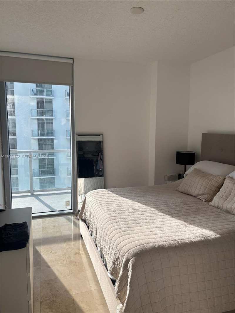 1050 Brickell Ave # 2910, Miami FL 33131