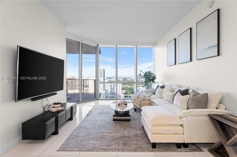 851 NE 1st Ave # 2308, Miami FL 33132