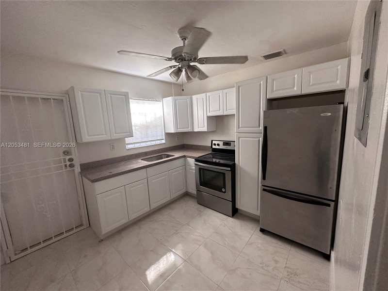 1220 NW 53rd St # 1222, Miami FL 33142