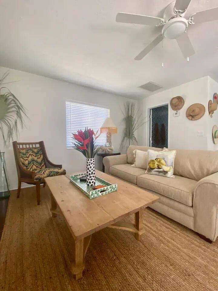 607 N L Street # 2, FL 33460