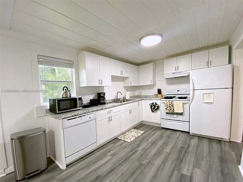 342 NW 7th Ave, Delray Beach FL 33444