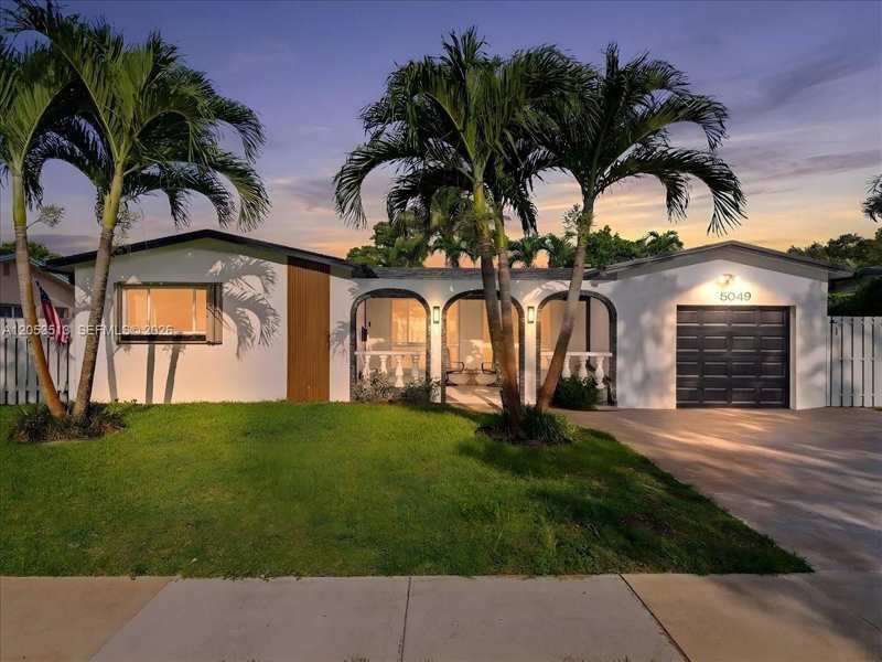 5049 SW 88th Ter, Cooper City FL 33328
