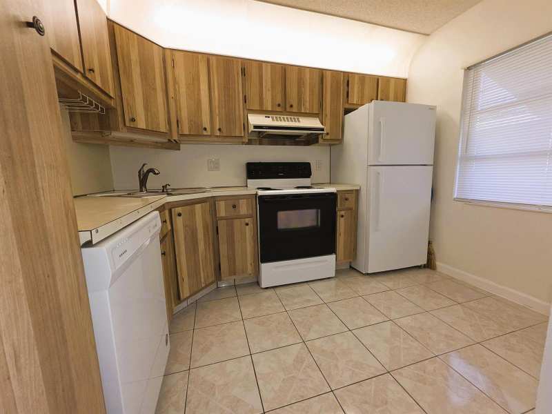 5445 GLENDA Street, West Palm Beach FL 33417