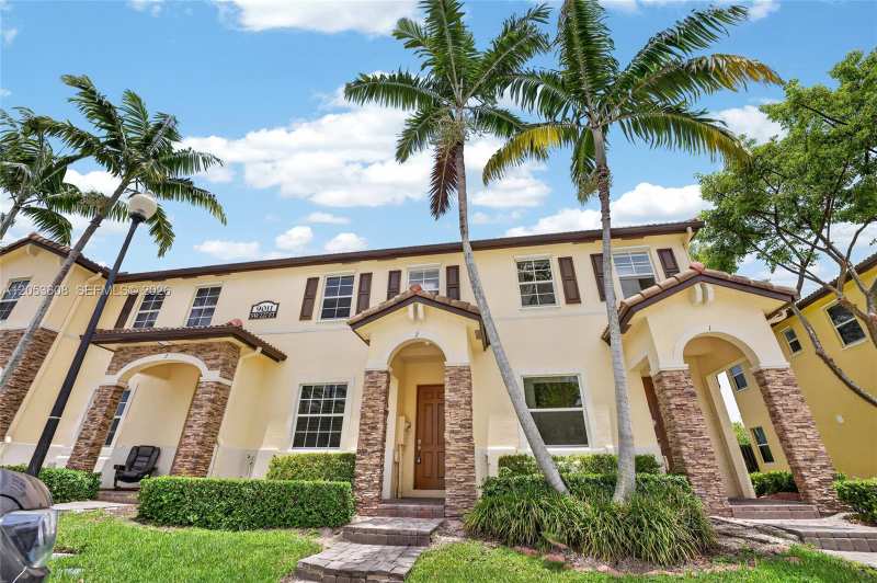 9011 SW 227th St # 2, Cutler Bay FL 33190