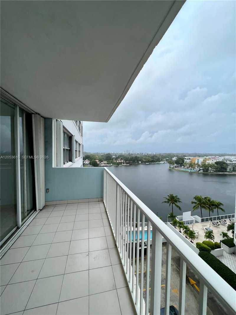 5838 Collins Ave # 7E, Miami Beach FL 33140