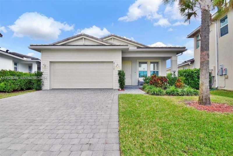 4110 Bonita Way, Deerfield Beach FL 33064