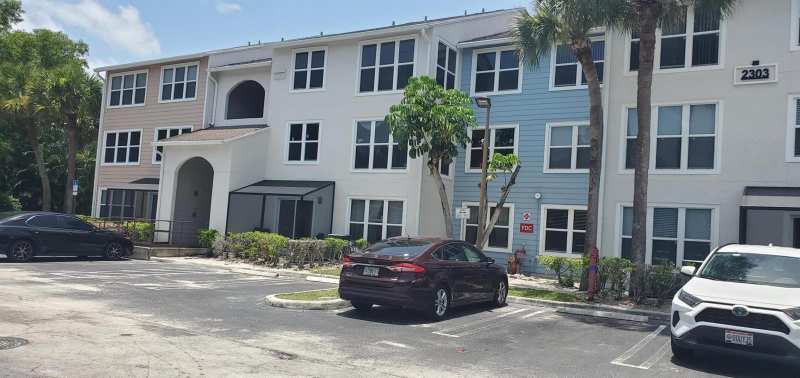2303 N Congress Avenue # 12, Boynton Beach FL 33426