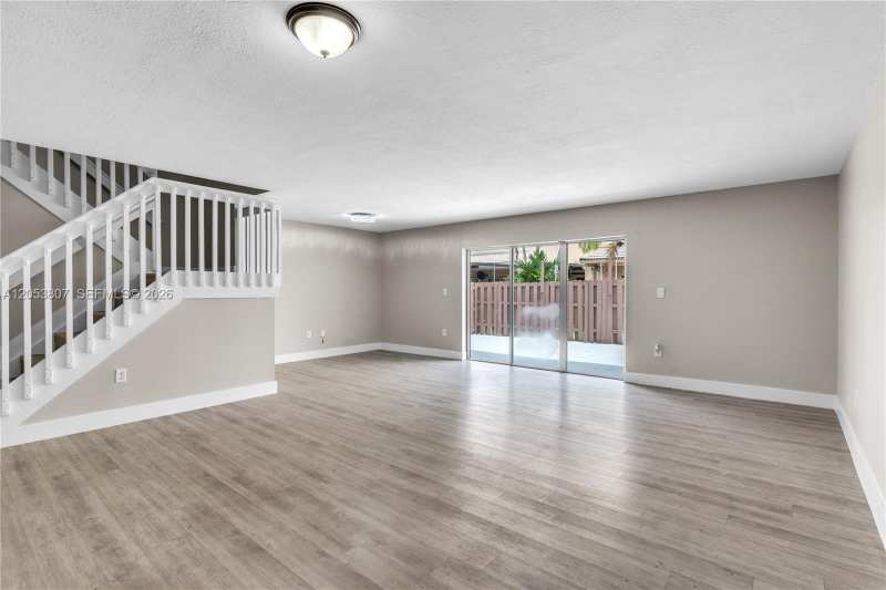 7463 SW 164th Ave, Miami FL 33193