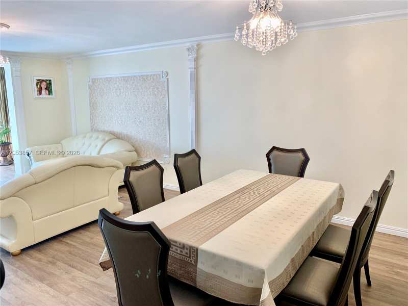 619 NE 14th Ave # 301, Hallandale Beach FL 33009