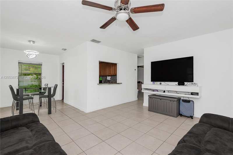 681 NE 1st Pl, Hialeah FL 33010