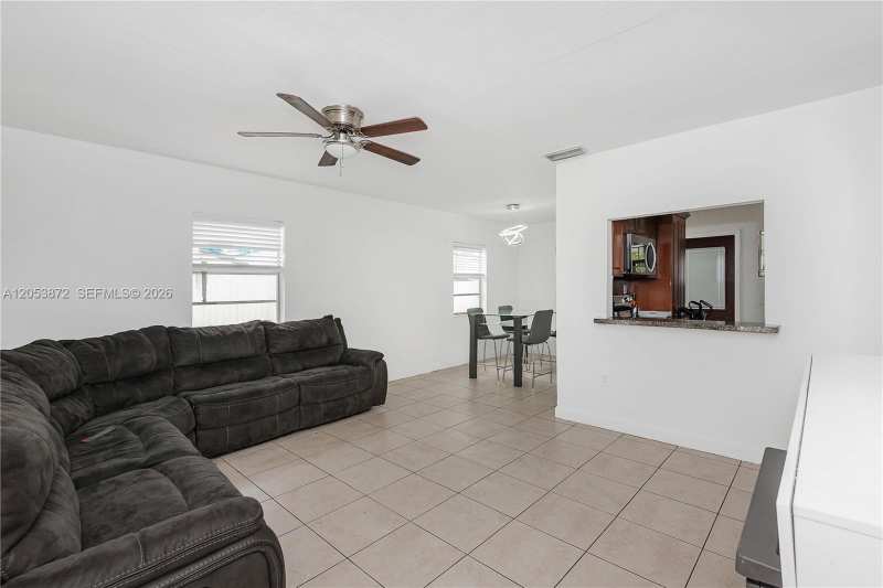 681 NE 1st Pl, Hialeah FL 33010