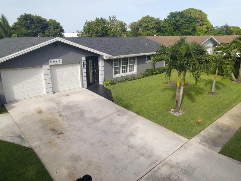 2045 Pinehurst Drive, West Palm Beach FL 33407